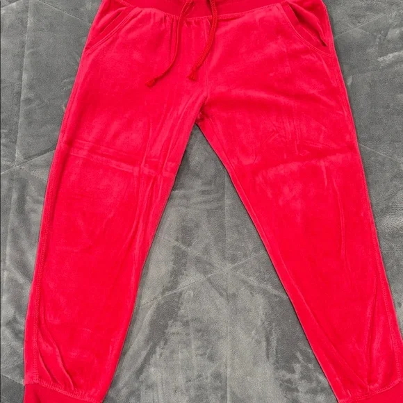Fashion Nova Red Velour Tracksuit - Picture 5 of 7